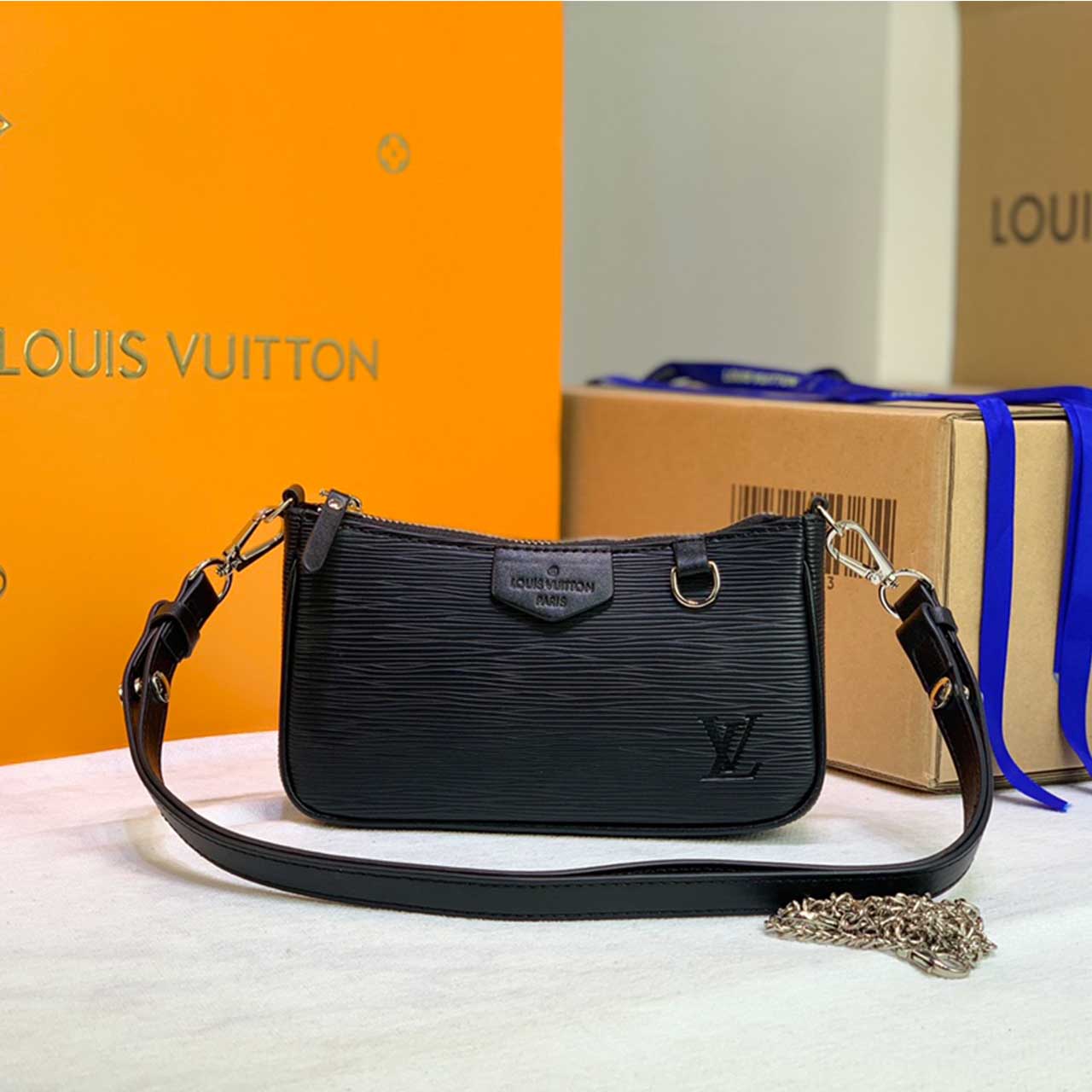 Louis Vuitton Easy Conuch su cinghia nero/beige M80471/M80479