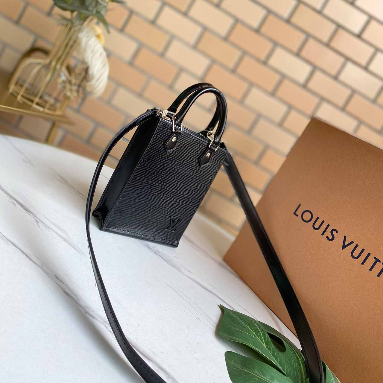 Louis Vuitton Petit Sac Plat M69441 Black/White/Pink