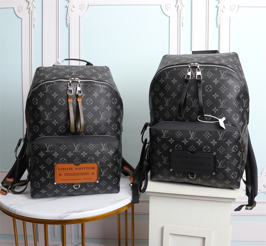 Louis Vuitton Discovery Backpack M45218