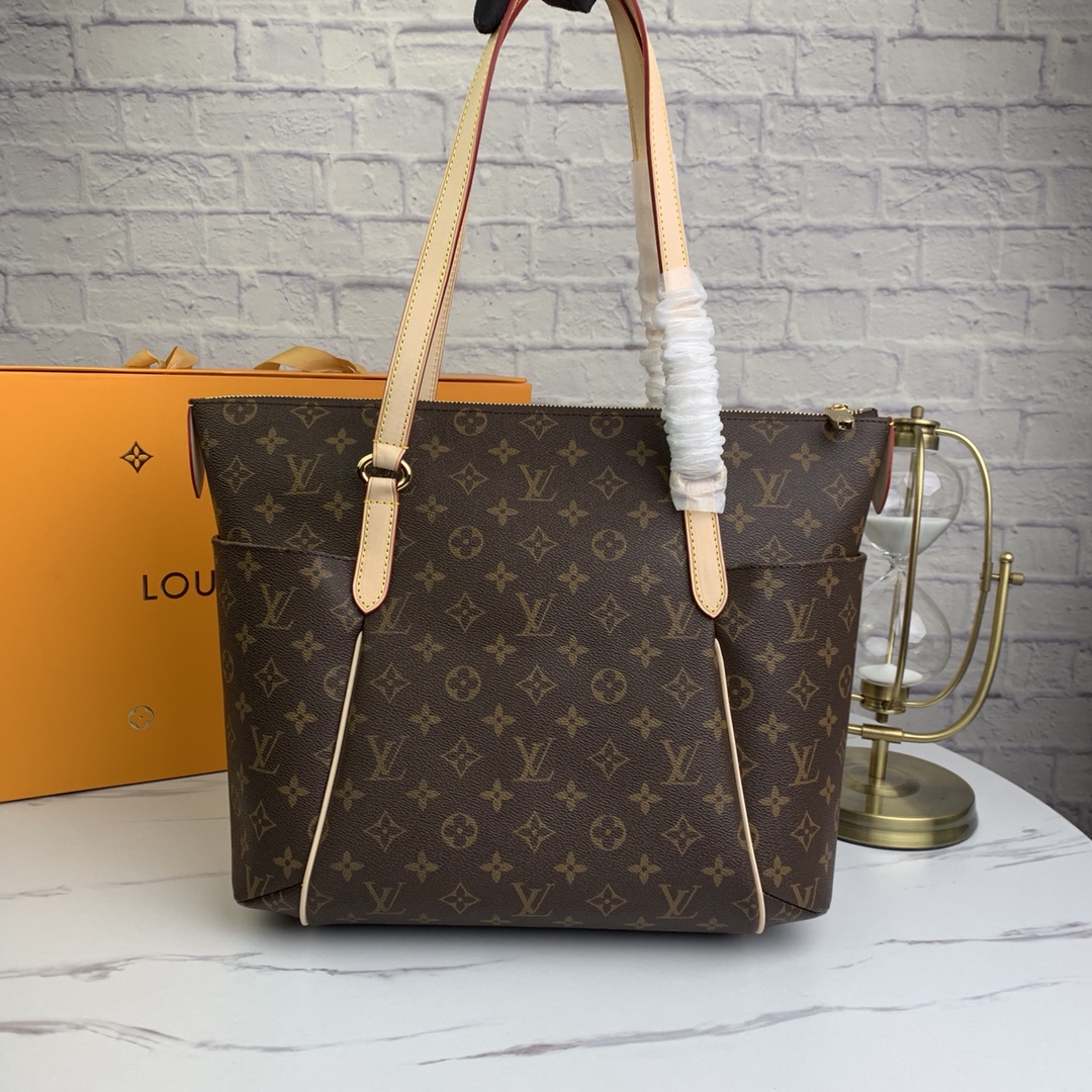 Louis Vuitton totalmente GM Tote borsa M56689