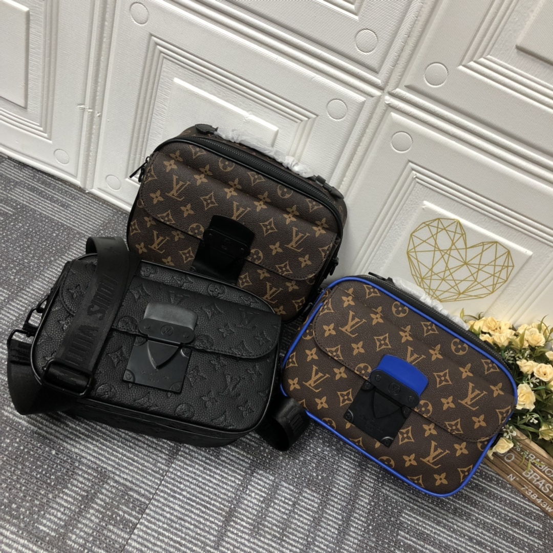 Louis Vuitton S Lock Messenger M45863