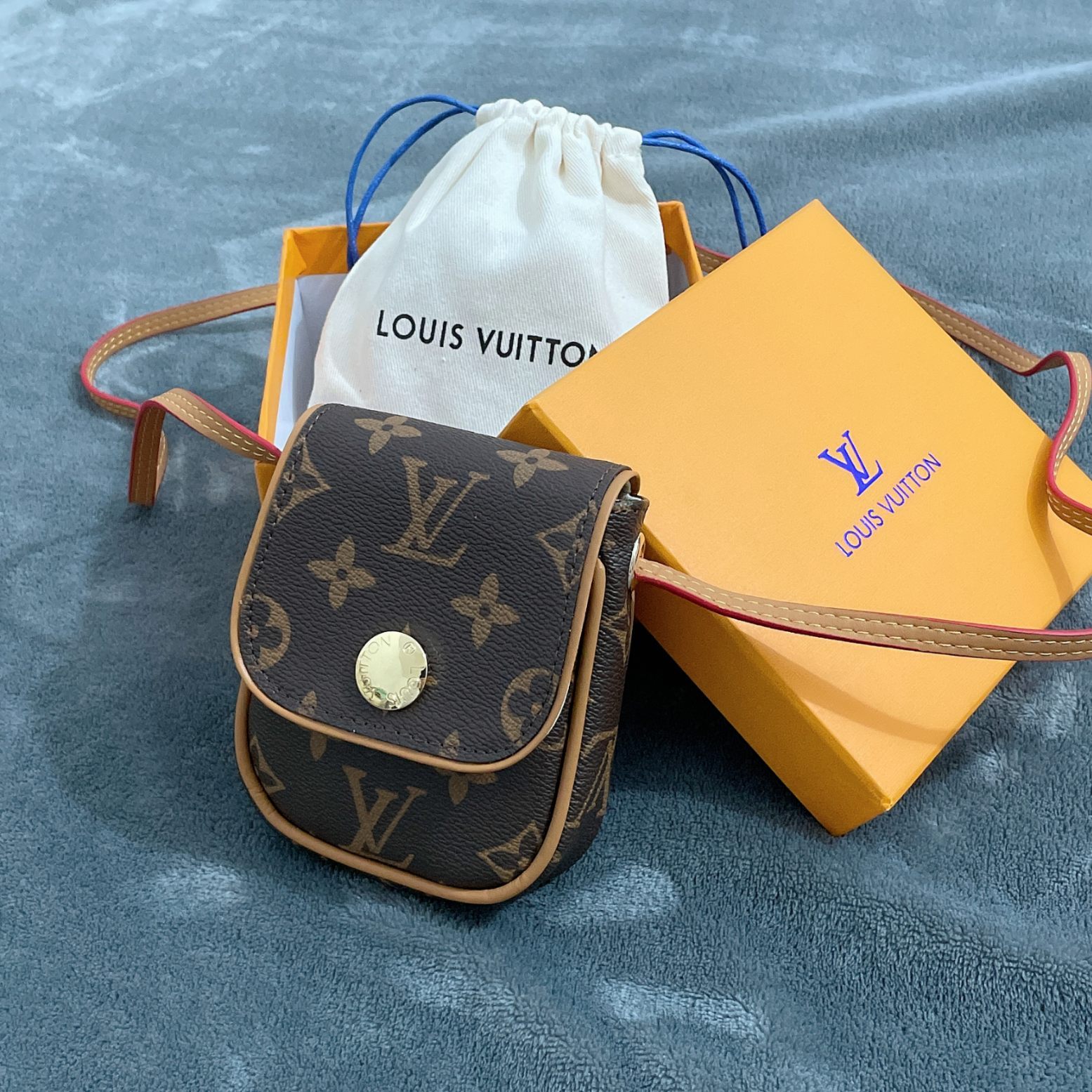 borsa in vita del monogramma classico di Louis Vuitton L06