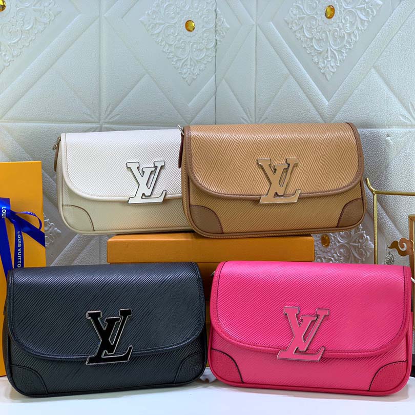 Louis Vuitton Buci Crossbody Essential Daily Borse