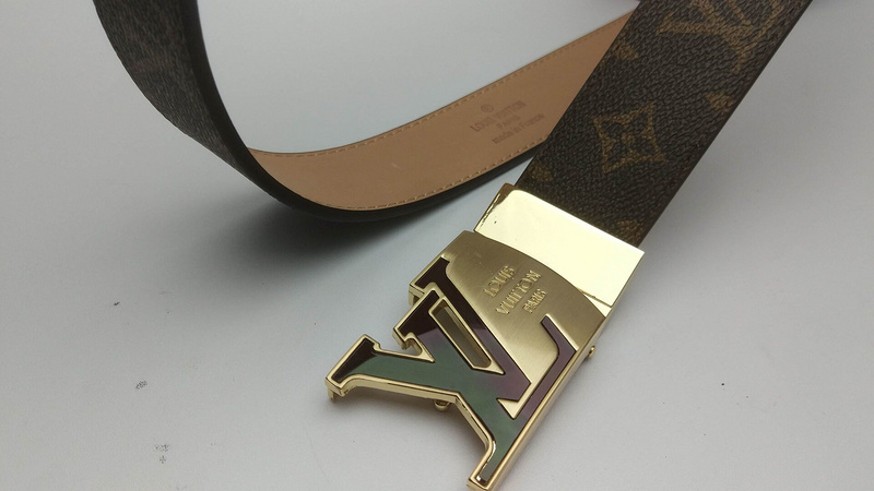 Luis Vuitton Belt L91-80 38mm