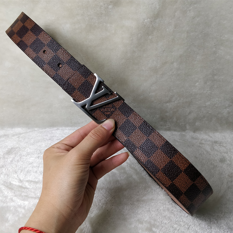 Luis Vuitton Belt L75-70 38mm Silver