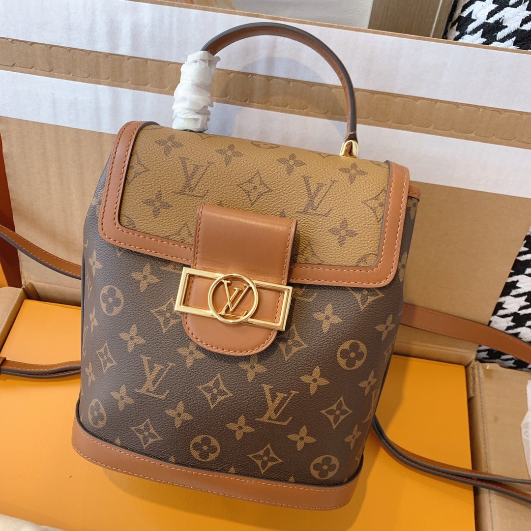 Louis Vuitton Dauphine Backpack PM M45142