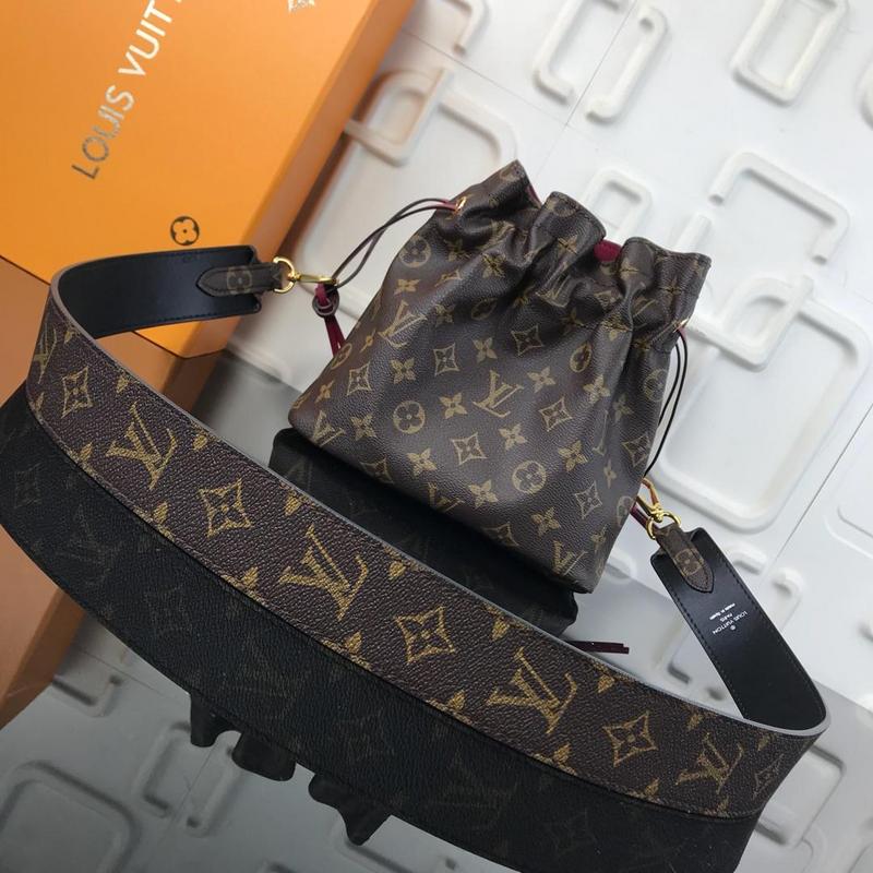 Louis Vuitton AAA-NOE CASH M43445