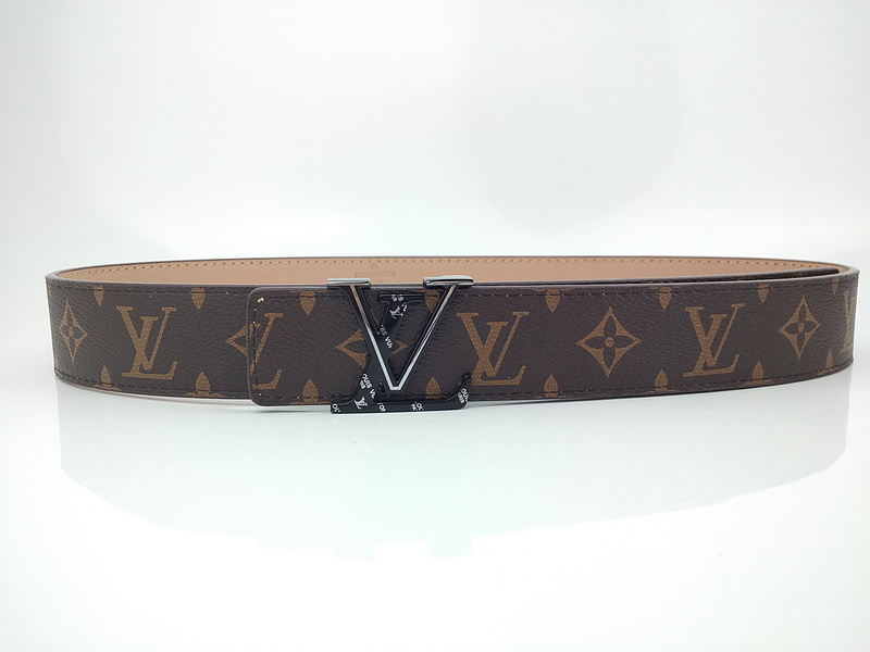 Luis Vuitton Belt L172-75 38mm Silver