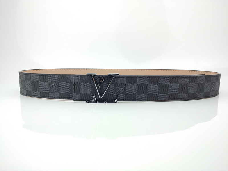 Luis Vuitton Belt L169-75 38mm Silver