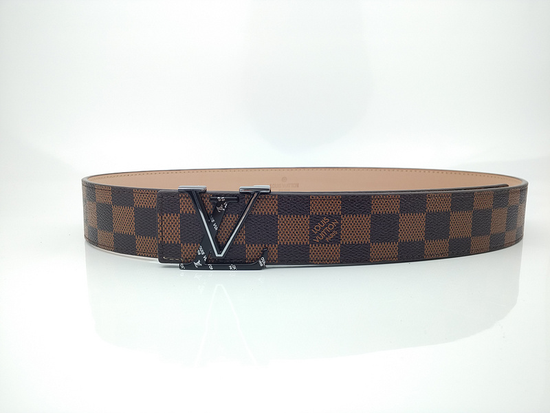 Luis Vuitton Belt L168-75 38mm Silver