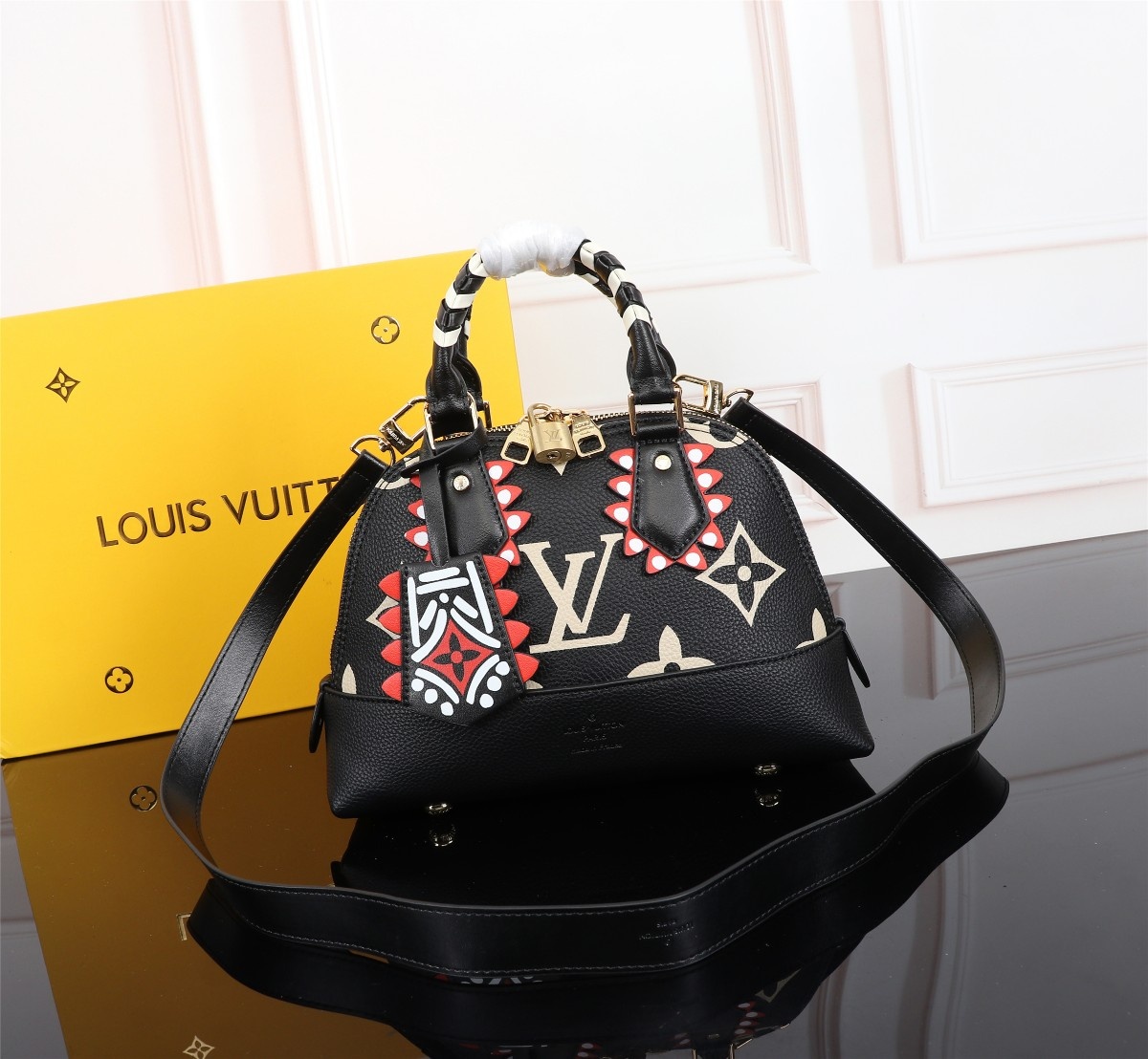 Louis Vuitton Crafty Onthego M44327