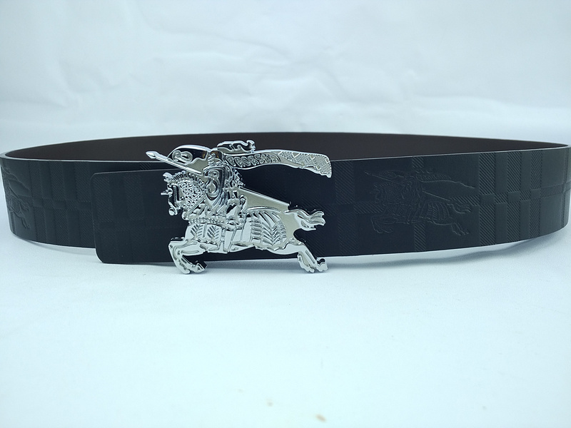 Burberry Belt B46-75 38mm nero