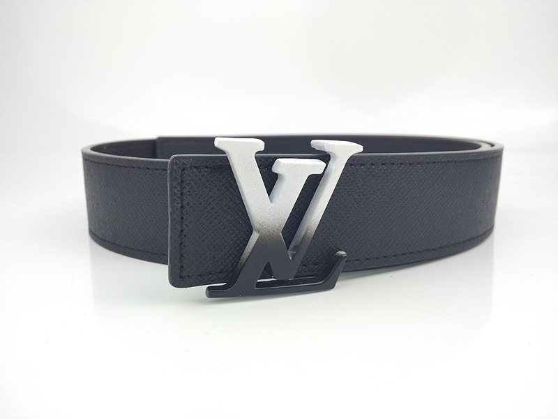 Luis Vuitton Belt L212-75 38mm bianco