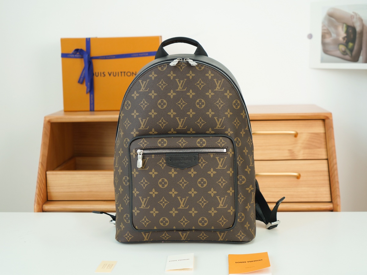 Louis Vuitton AAA-Josh M45349