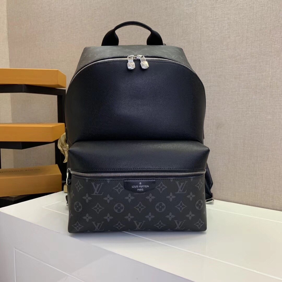 Louis Vuitton AAA-Discovery Backpack M30232 M30228