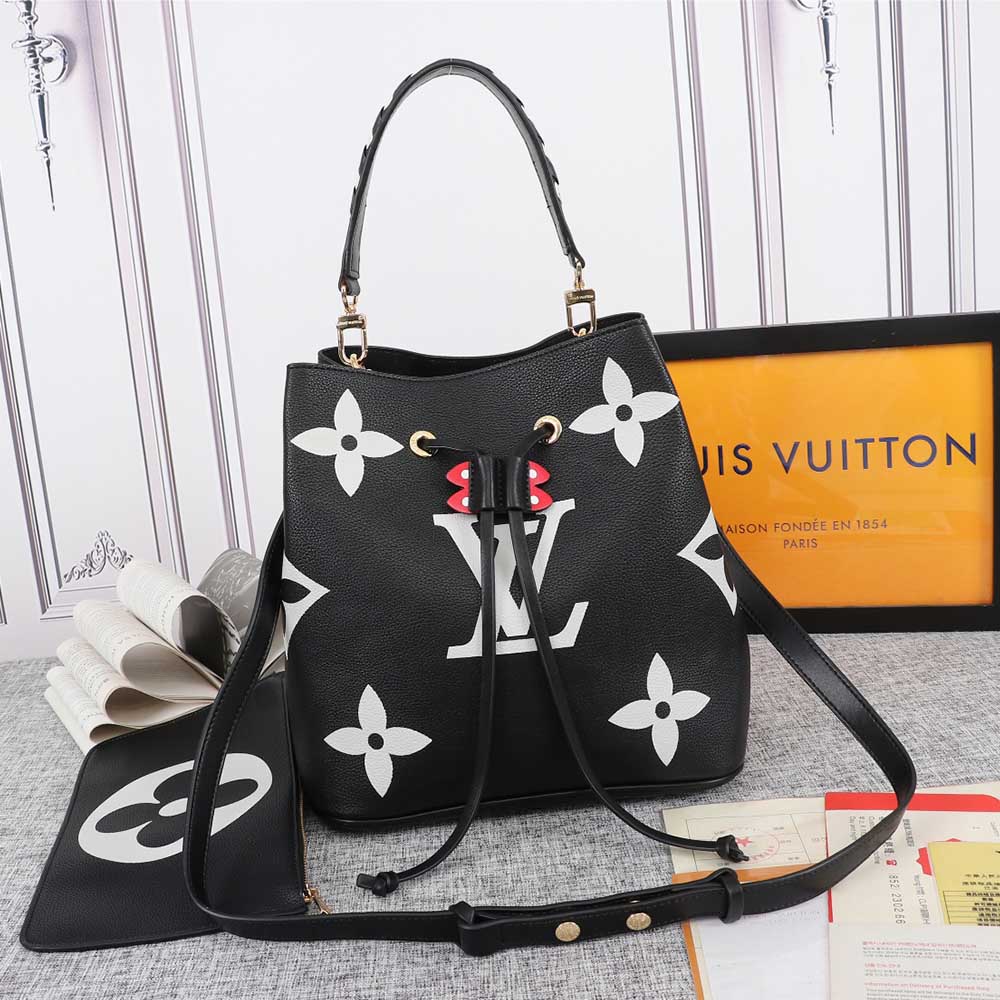 Louis Vuitton Crafty Neonoe MM M56889