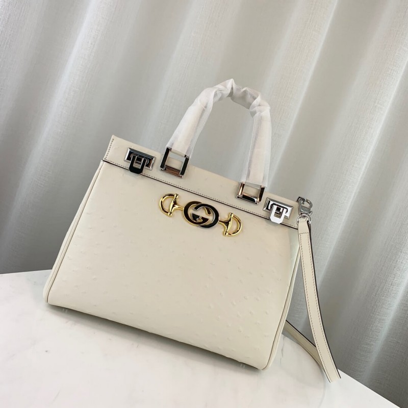 borsa per manico medio in pelle gucci zumi in pelle medio 569712 bianco