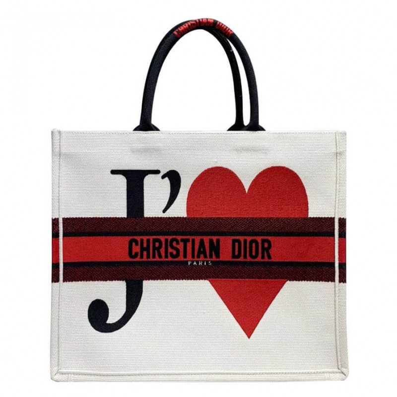 Book book di Dior con cuore rosso M1286