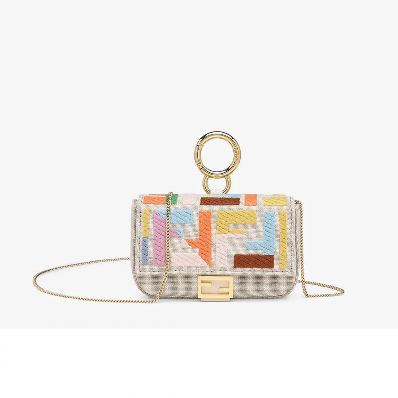 Fendi Nano borsauette Charm in Beige Canvas 7ar844