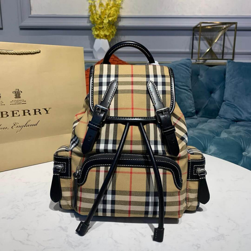 Burberry Il piccolo zaino incrociato in Vintage Controllo 40731111