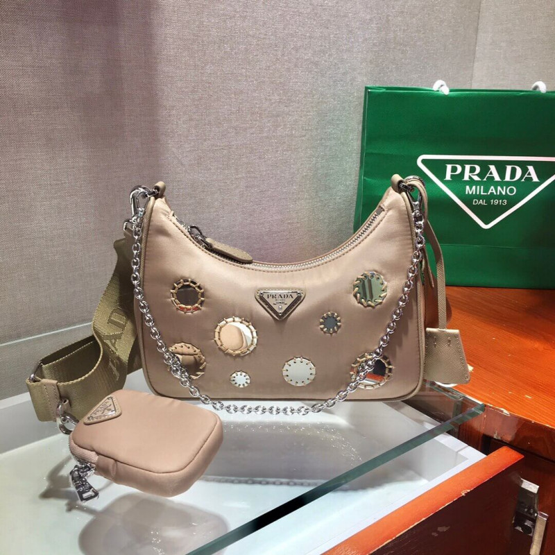 Prada Hobo re Edition RACGINAMENTO CAGNI CROP BODY BASS 1BH204