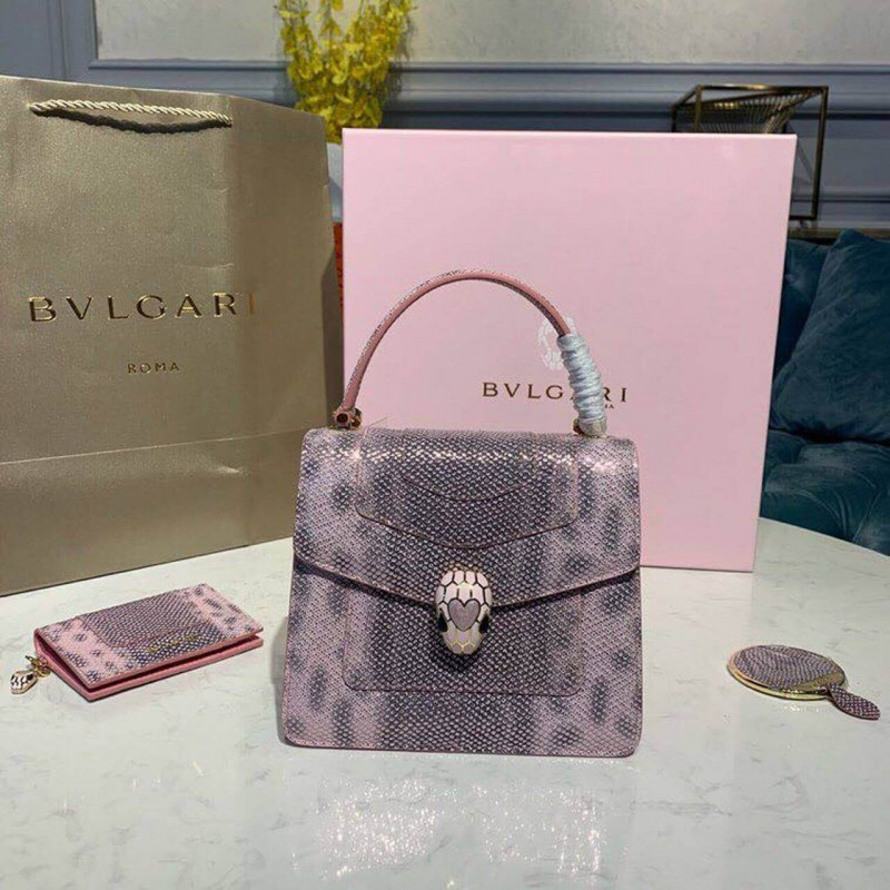 BVLGARI SERPENTI Forever Crossbody Top maniglia 18 cm in Karung Skin 284537 Pink