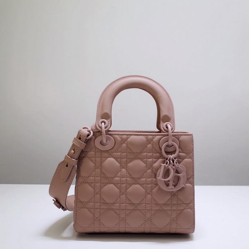 Lady Dior la mia borsa Abcdior in Ultramatte Cannage Calfskin M0538