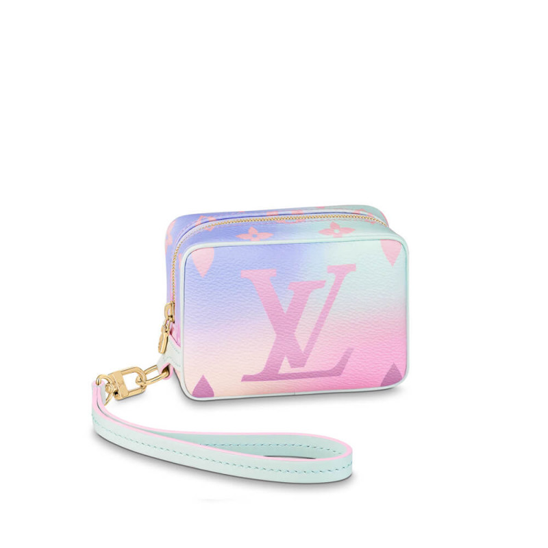 Louis Vuitton Wapiety Case M81339