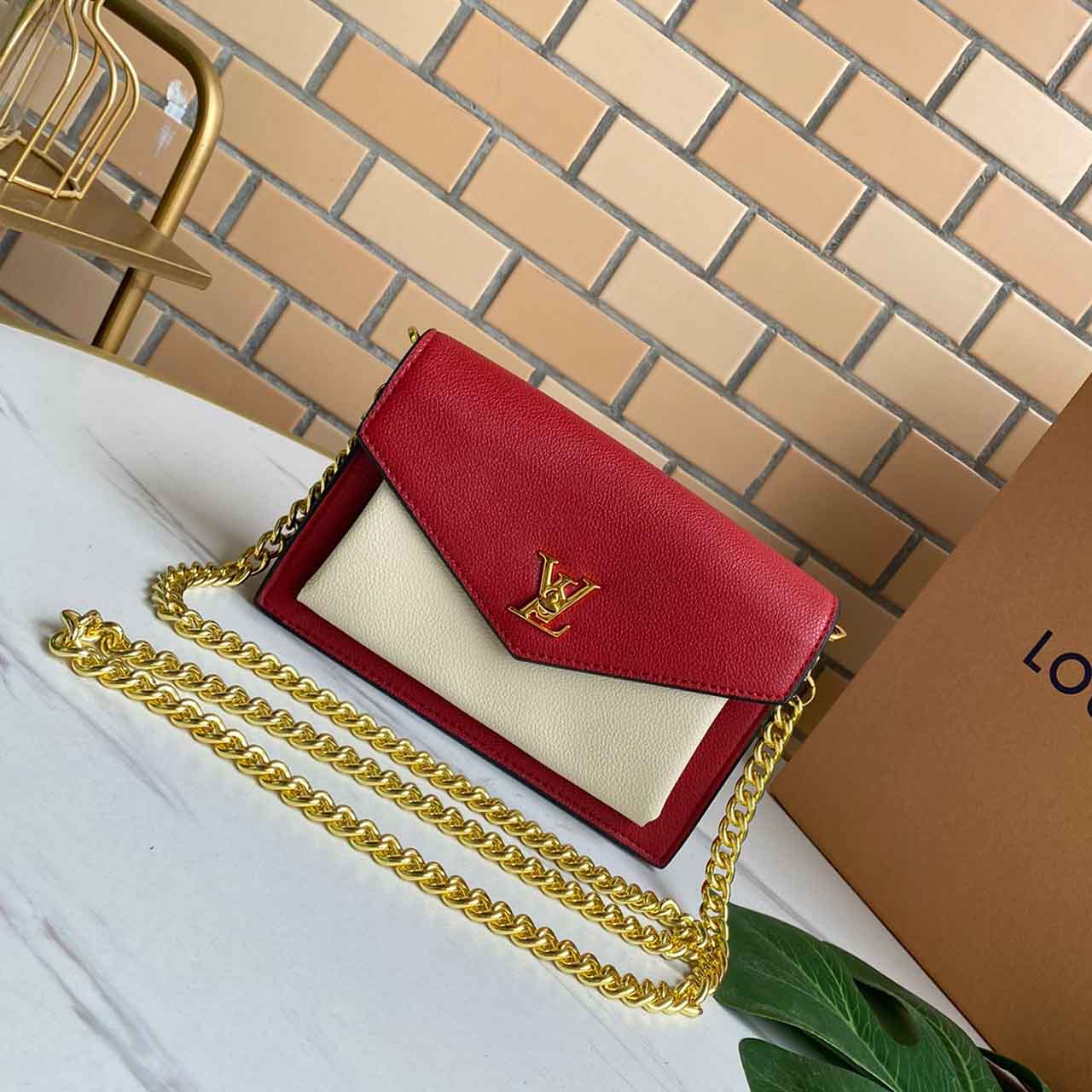 Louis Vuitton Mylockme Chain borsa M56641 Red/Pink&White